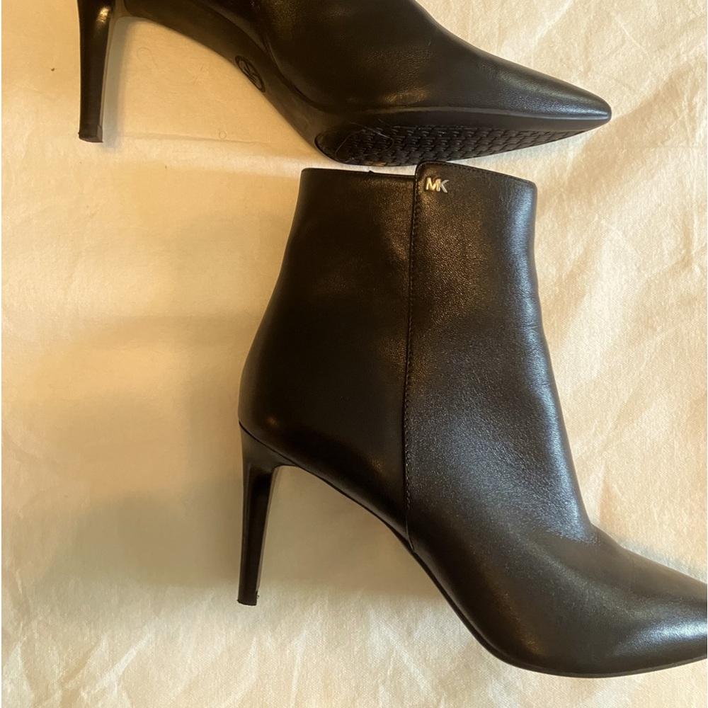 Michael Kors Stiletto Women's Ankle Boot, Like New Condition.